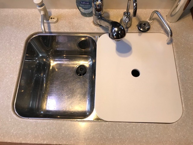 1/2 Inch Custom Sink Cover/Insert - PlasTEAK Inc.